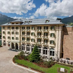 ***** Hotel Grand Savoia Cortina D'ampezzo, A Radisson Collection Italy